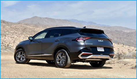 2023 Kia Sportage Hybrid First Drive: Style and substance